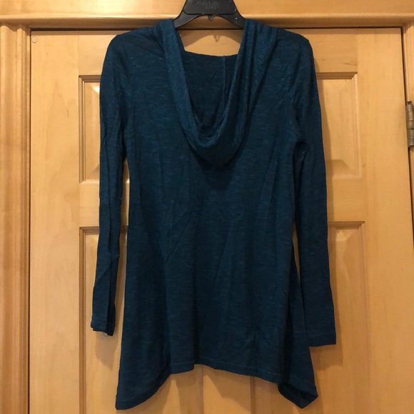 Rue 21 Long Sleeve - Picture 5 of 5